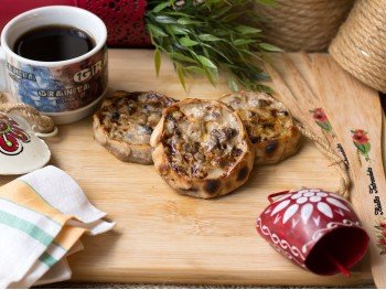 Перепечи с грибами и сыром 75 гр.