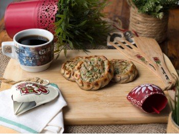 Перепечи с лисичками, картофелем и жареным луком 75 гр.