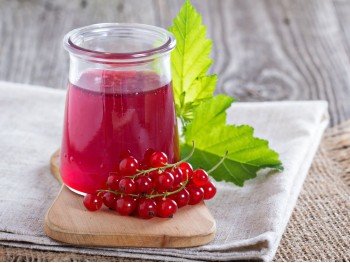 Компот из красной смородины 0,5 л Компот из красной смородины 0,5 л